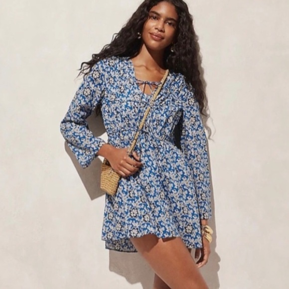 J CREW BEACH DRESS TIERED TIE FRONT FLORAL BLUE WHITE NWT SZ MEDIUM - Picture 1 of 14